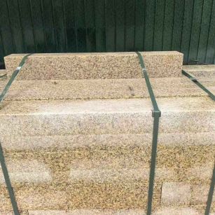 固原 黄金麻花岗岩石材机切面栏杆料半成品