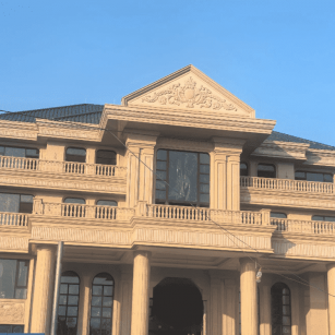 固原黄金麻别墅外墙干挂石材效果示例