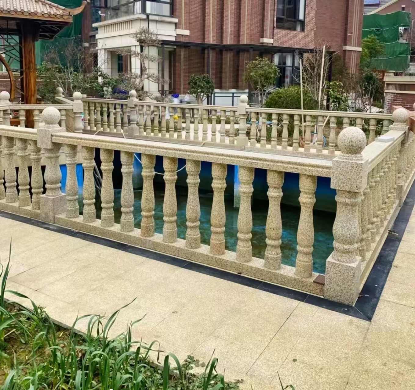 固原黄金麻花岗岩石材栏杆，扶手，将军柱，花瓶柱