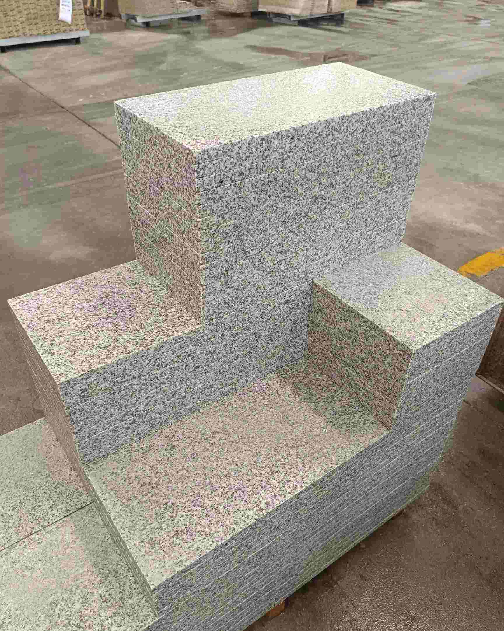 固原 白麻花岗岩荔枝面地铺石