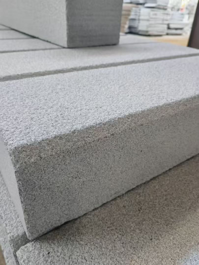 固原 芝麻灰荔枝面路沿石