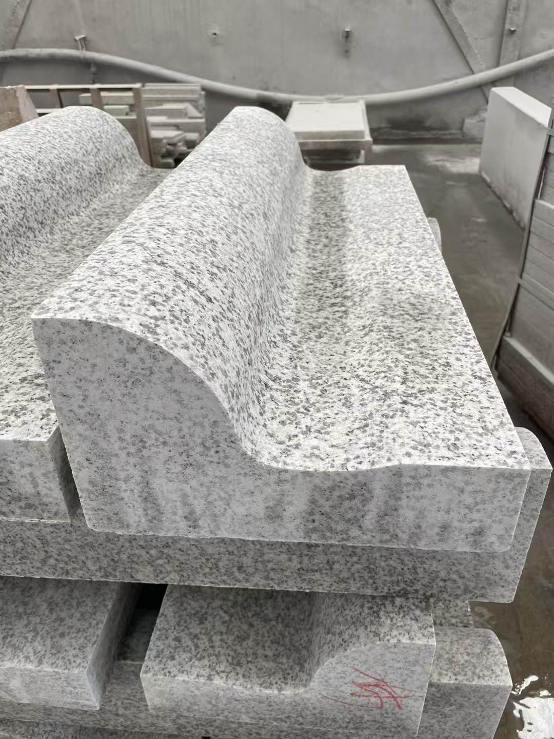 固原 白麻花岗岩S型路沿石，路侧石，马路牙子等