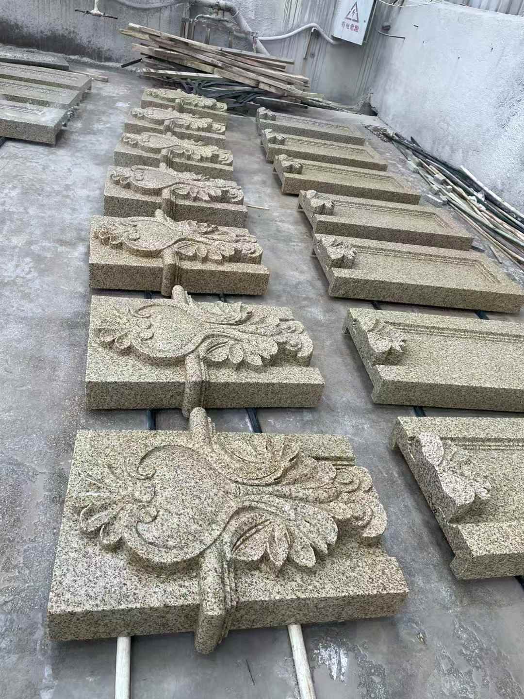 固原 黄金麻花岗岩别墅外墙雕刻板