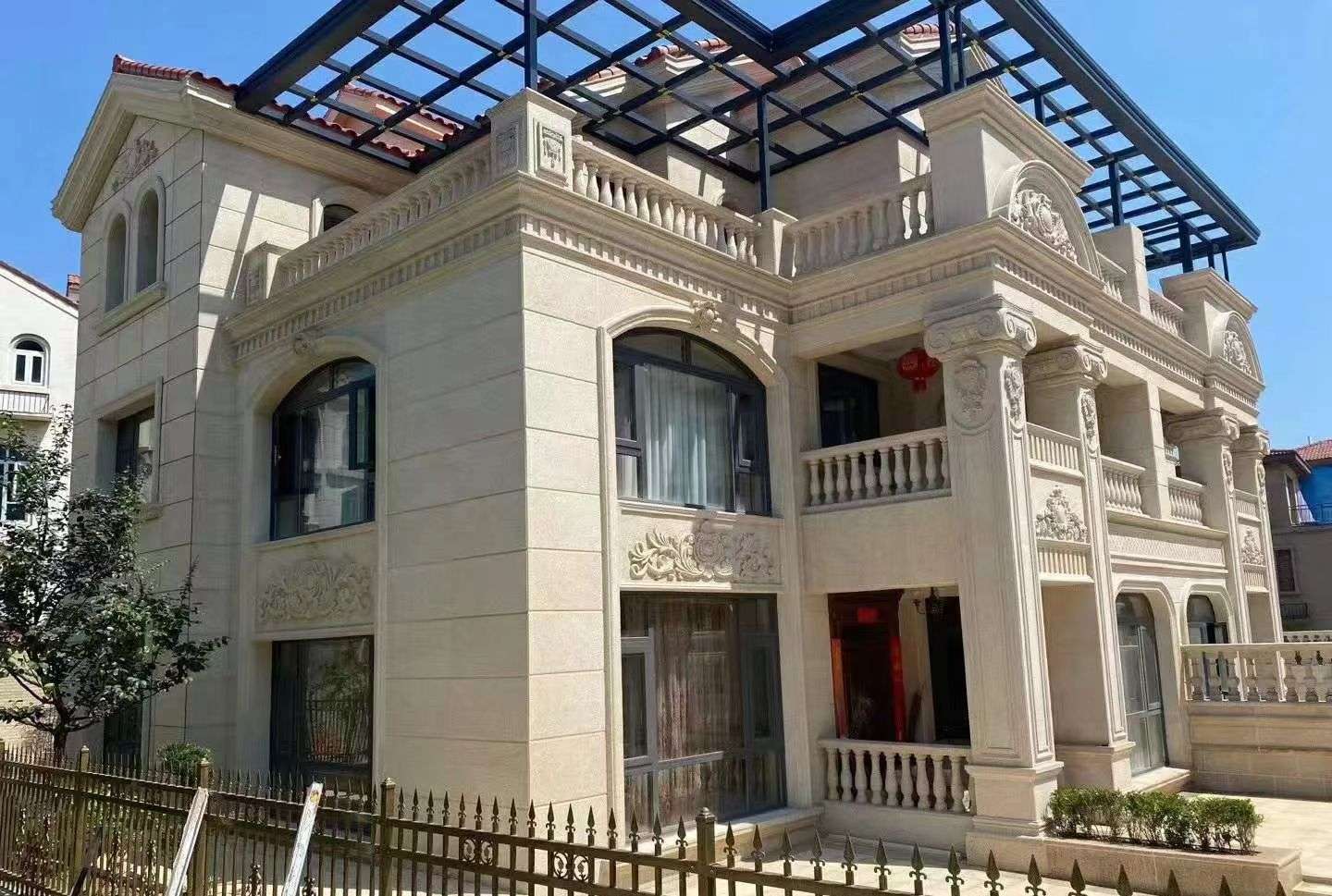 固原 黄金麻花岗岩荔枝面别墅外墙干挂